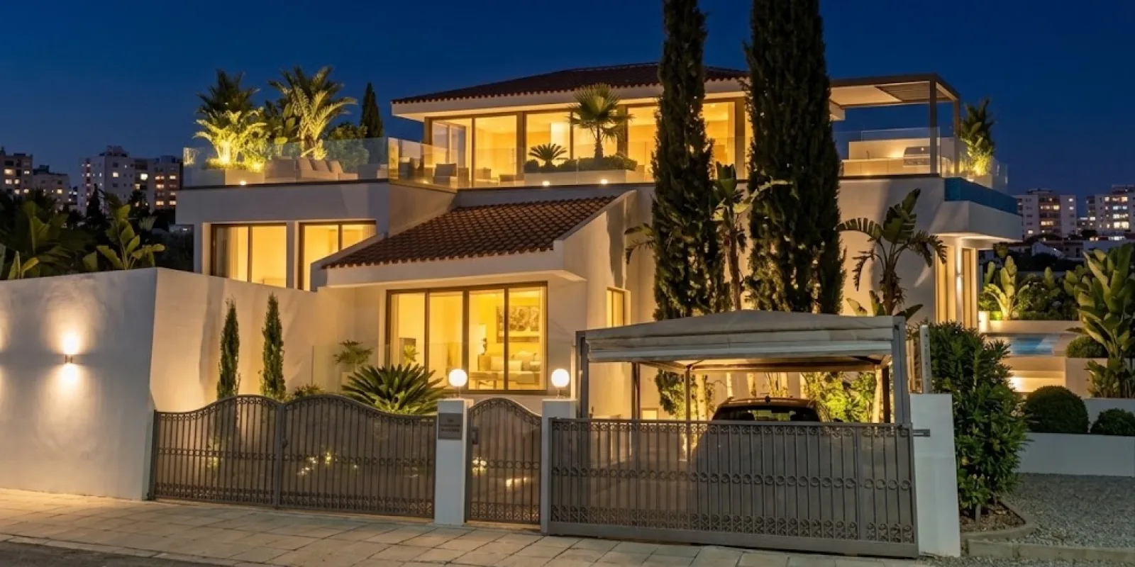 Lakefront Living - Season Housing Ltd
